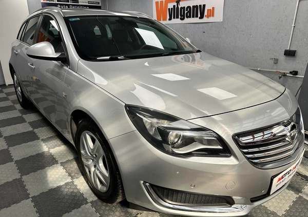 Opel Insignia cena 34999 przebieg: 138781, rok produkcji 2014 z Chorzele małe 781